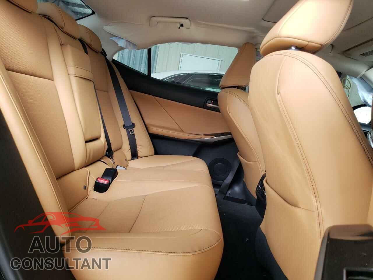 LEXUS IS 2019 - JTHBA1D23K5093821