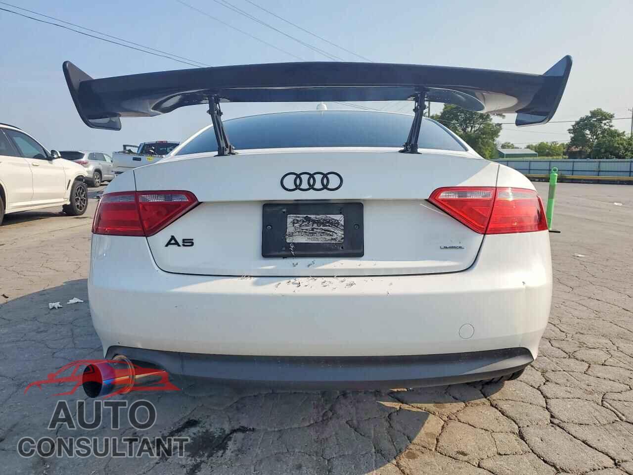 AUDI A5 2012 - WAUCFAFR6CA016724
