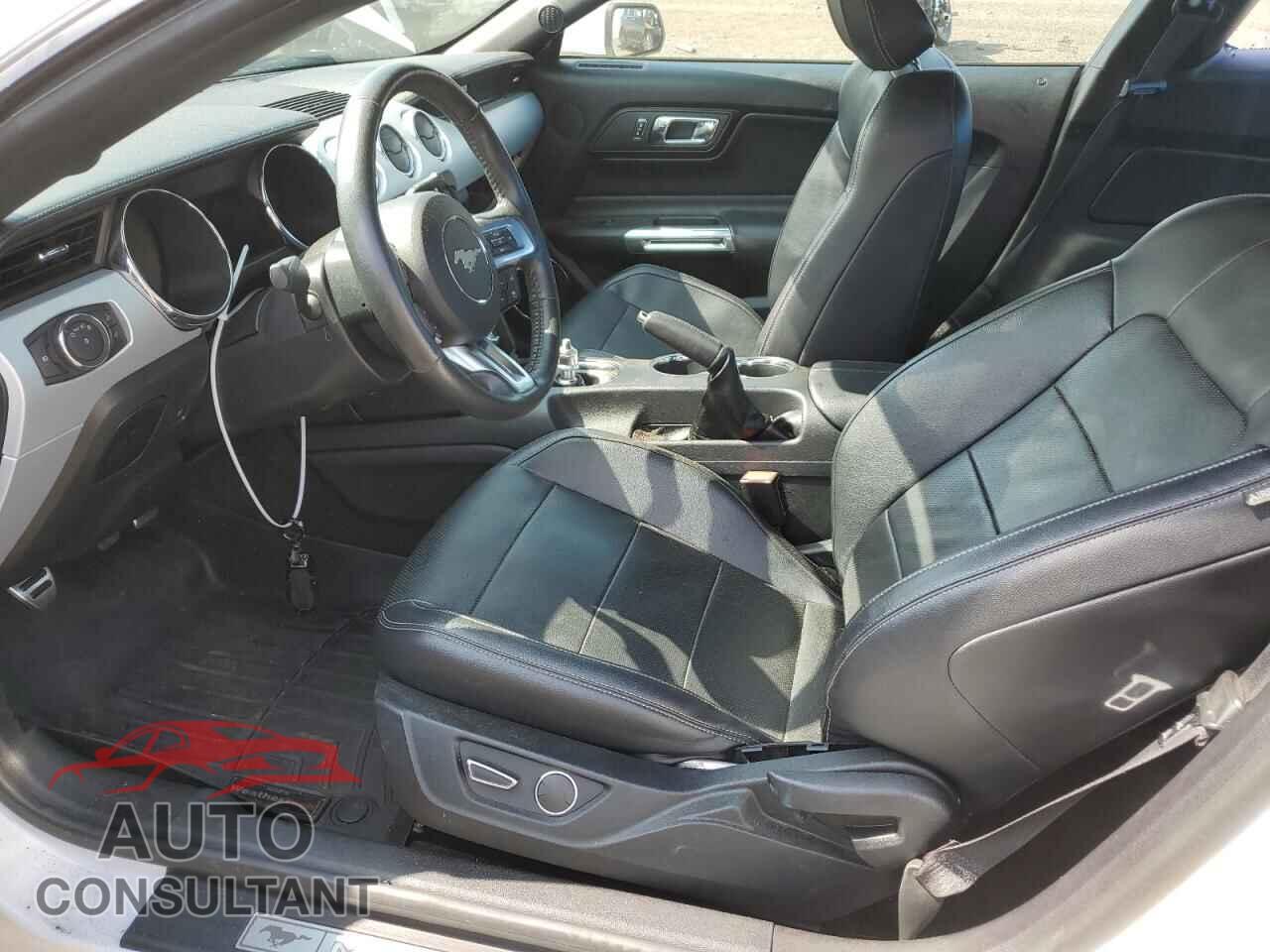 FORD MUSTANG 2016 - 1FA6P8CF5G5251619