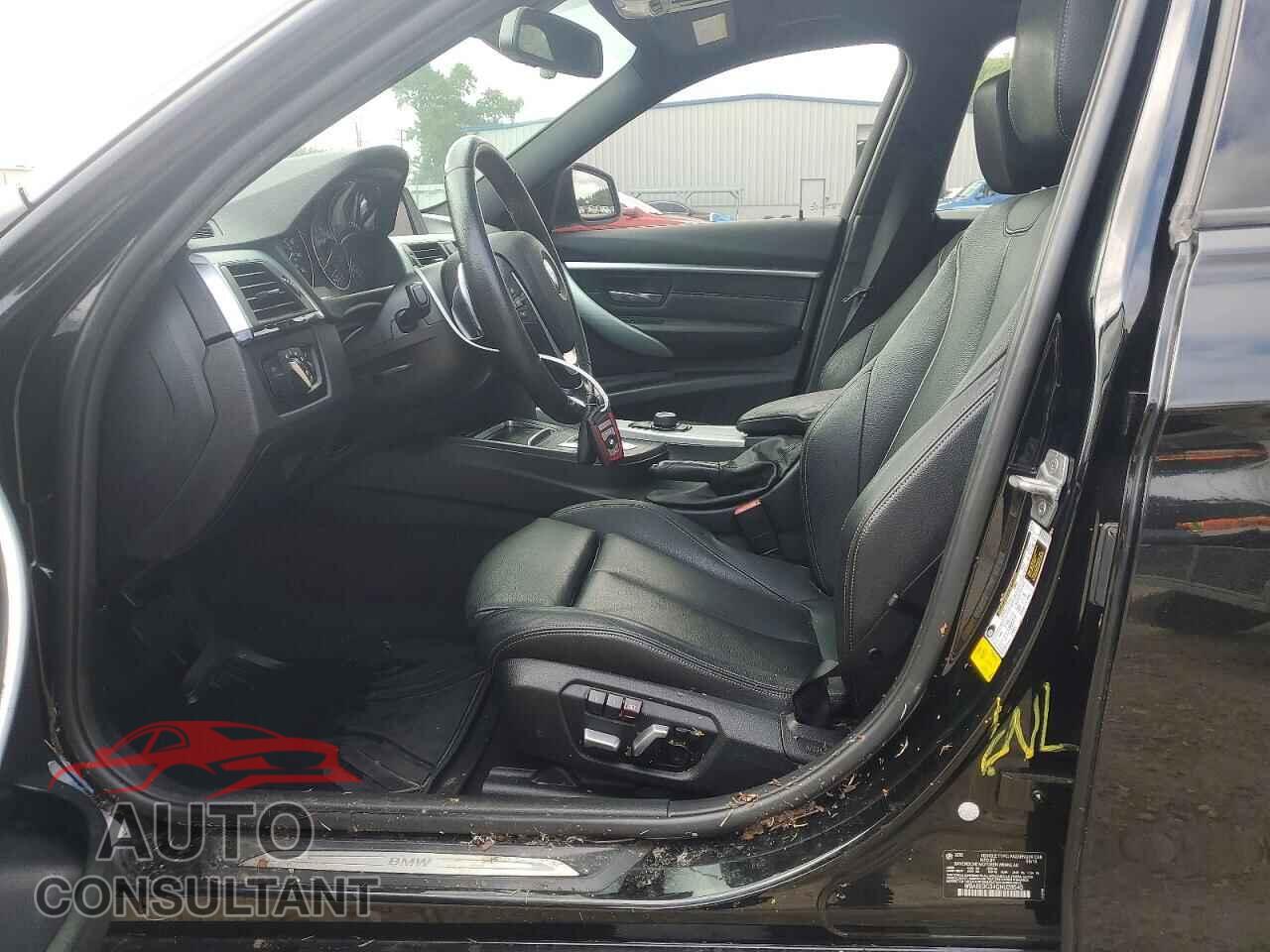 BMW 3 SERIES 2016 - WBA8E9G54GNU28545
