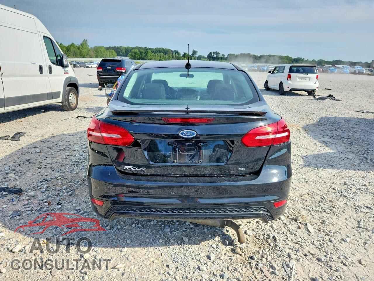 FORD FOCUS 2015 - 1FADP3F28FL386588