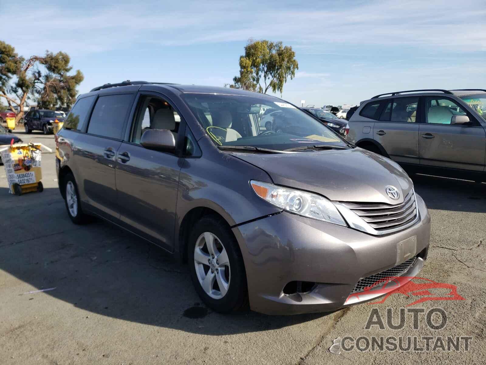 TOYOTA SIENNA 2017 - 5TDKZ3DC2HS792519