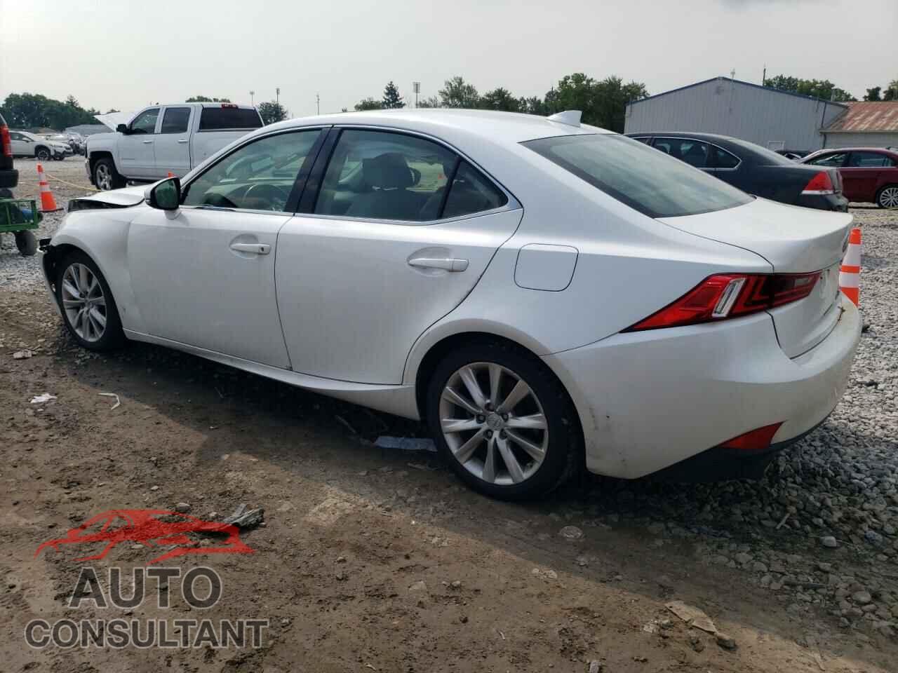 LEXUS IS 2015 - JTHCF1D24F5028441