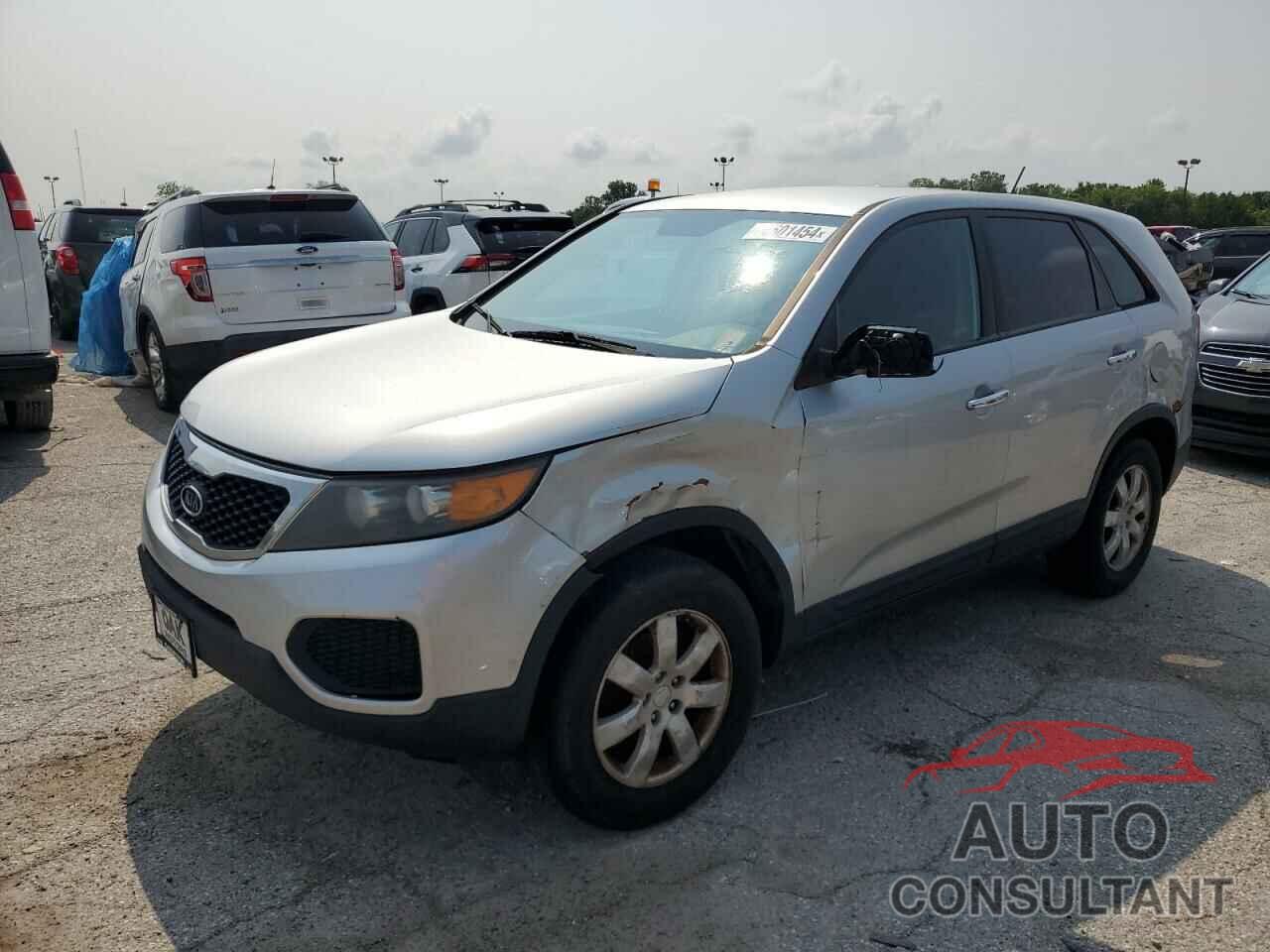 KIA SORENTO 2011 - 5XYKT3A12BG156840