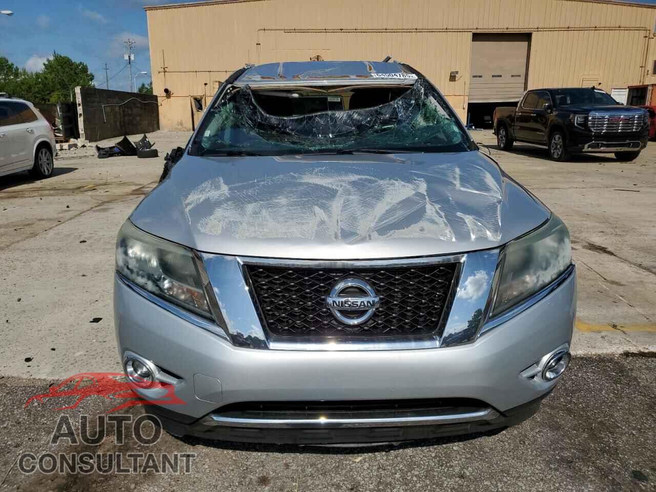 NISSAN PATHFINDER 2015 - 5N1AR2MN2FC621108
