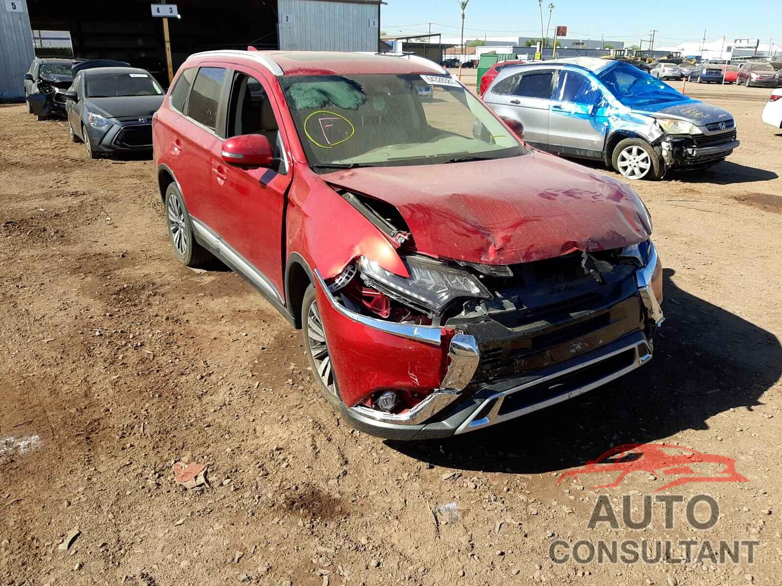 MITSUBISHI OUTLANDER 2019 - JA4AD3A34KZ008128