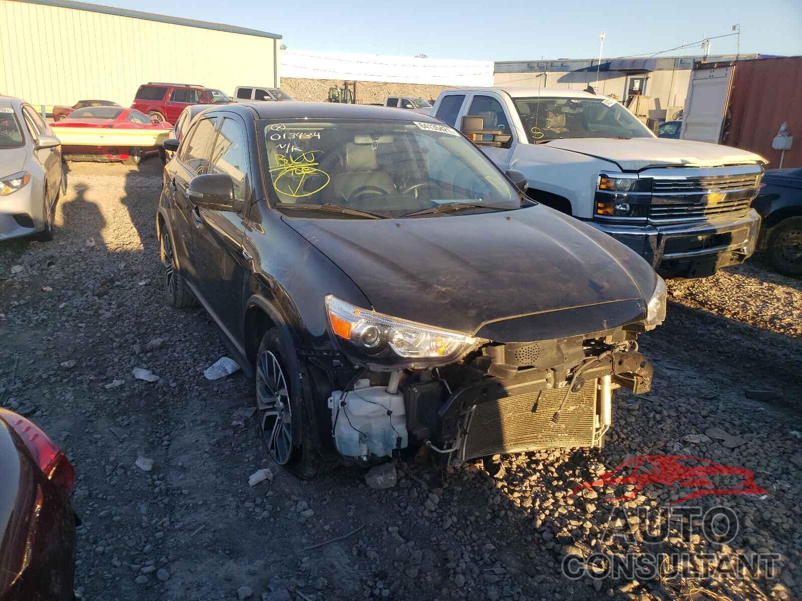 MITSUBISHI OUTLANDER 2018 - JA4AP3AW7JU013434