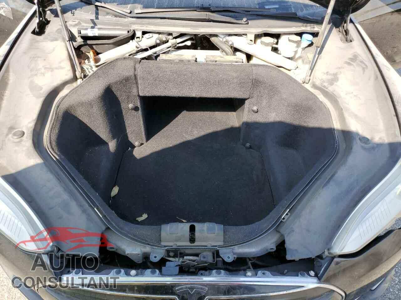 TESLA MODEL S 2012 - 5YJSA1DP3CFS00606