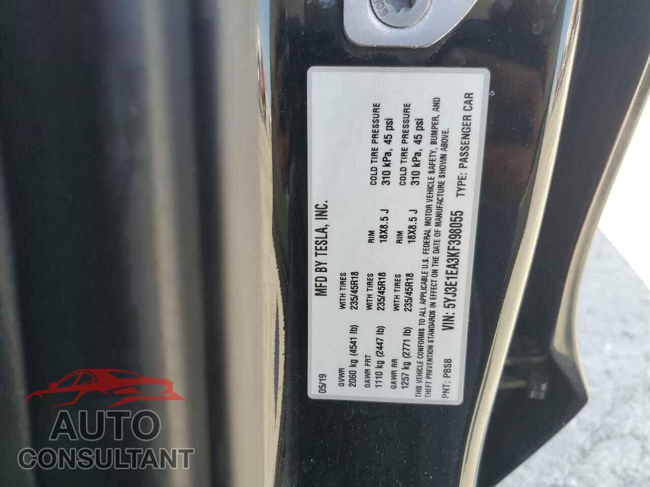 TESLA MODEL 3 2019 - 5YJ3E1EA3KF398055