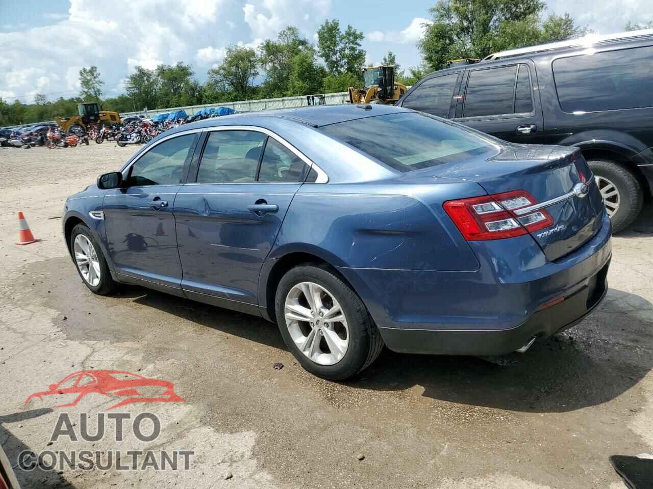 FORD TAURUS 2018 - 1FAHP2D89JG105659
