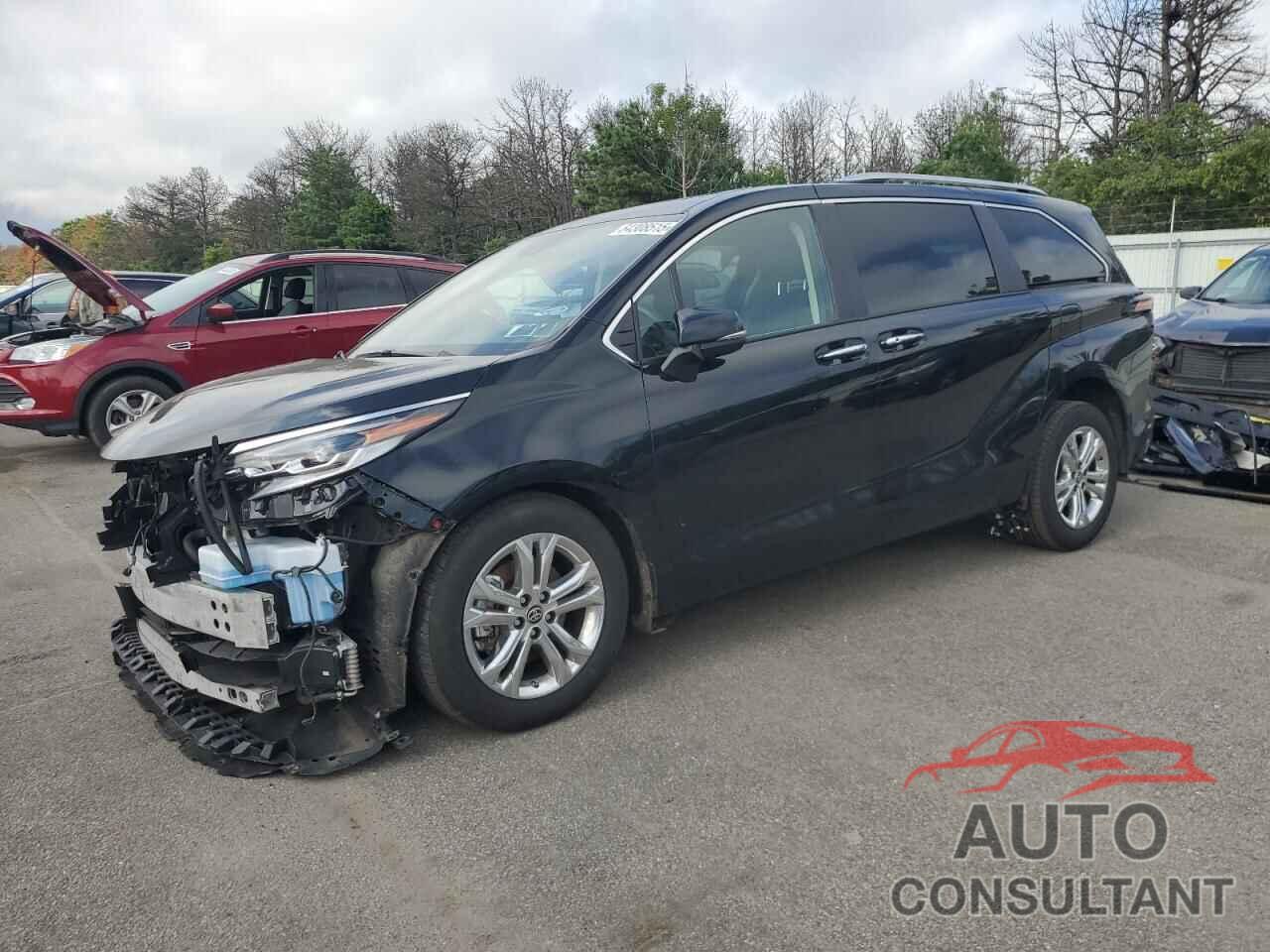 TOYOTA SIENNA 2023 - 5TDESKFC0PS088536