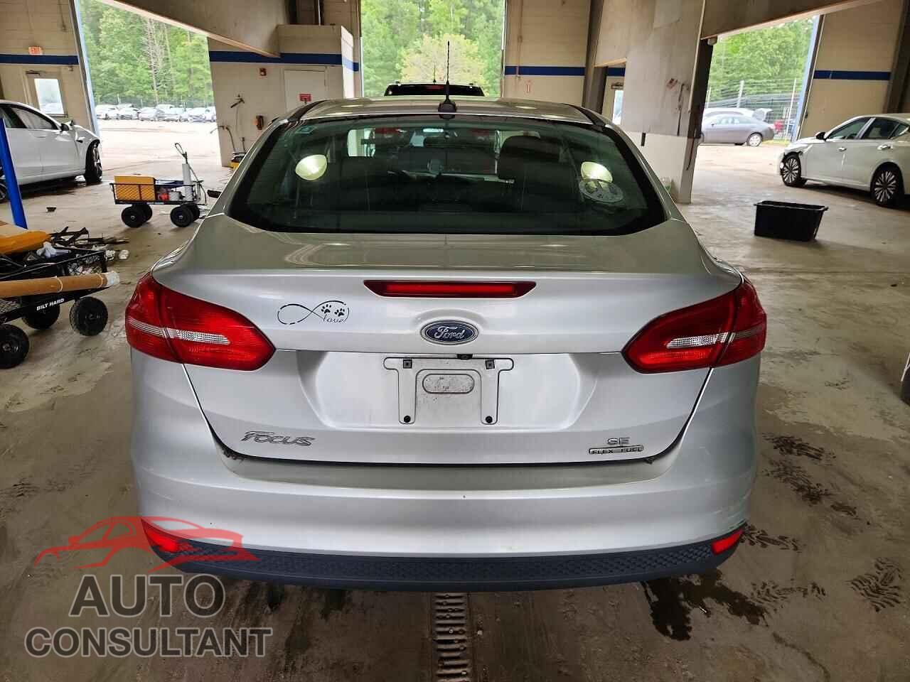 FORD FOCUS 2016 - 1FADP3F27GL402832
