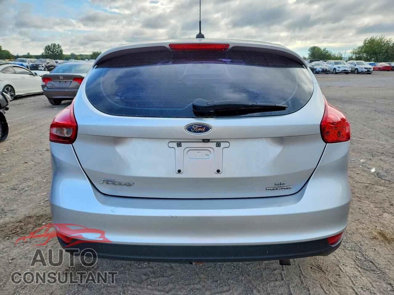 FORD FOCUS 2016 - 1FADP3K20GL353768