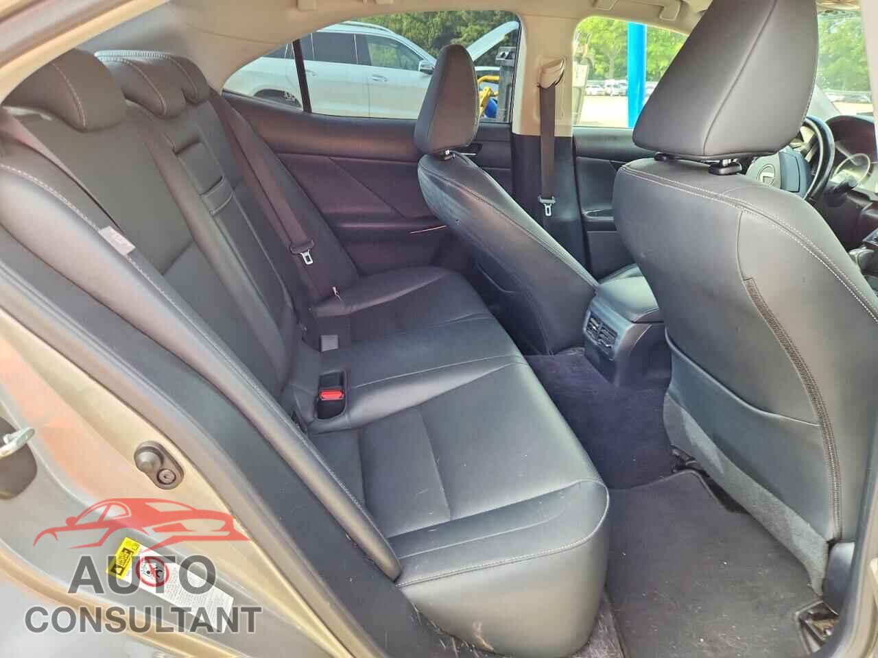 LEXUS IS 2014 - JTHBF1D28E5019638