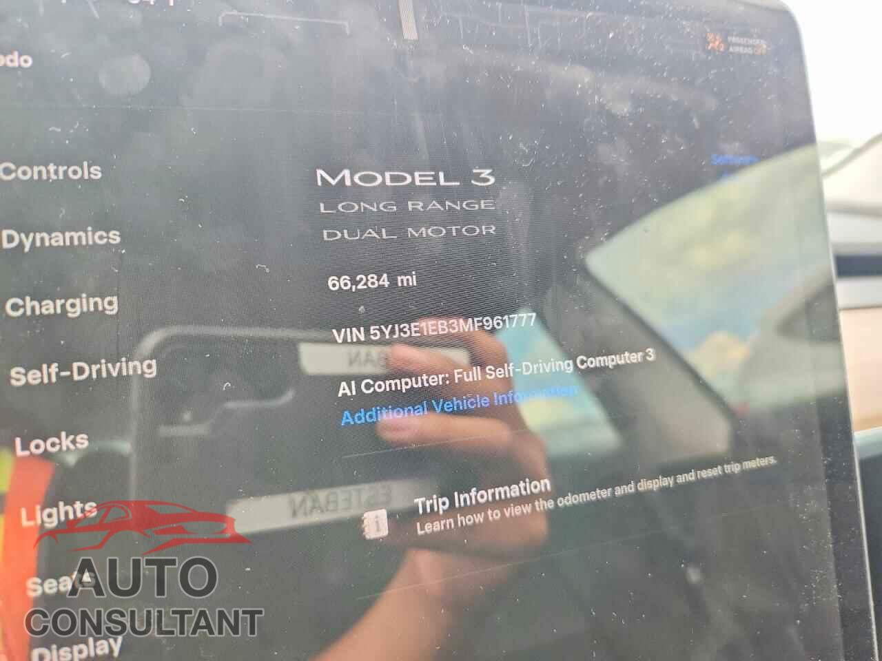 TESLA MODEL 3 2021 - 5YJ3E1EB3MF961777
