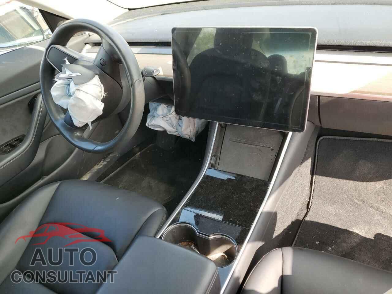 TESLA MODEL 3 2018 - 5YJ3E1EA7JF056669