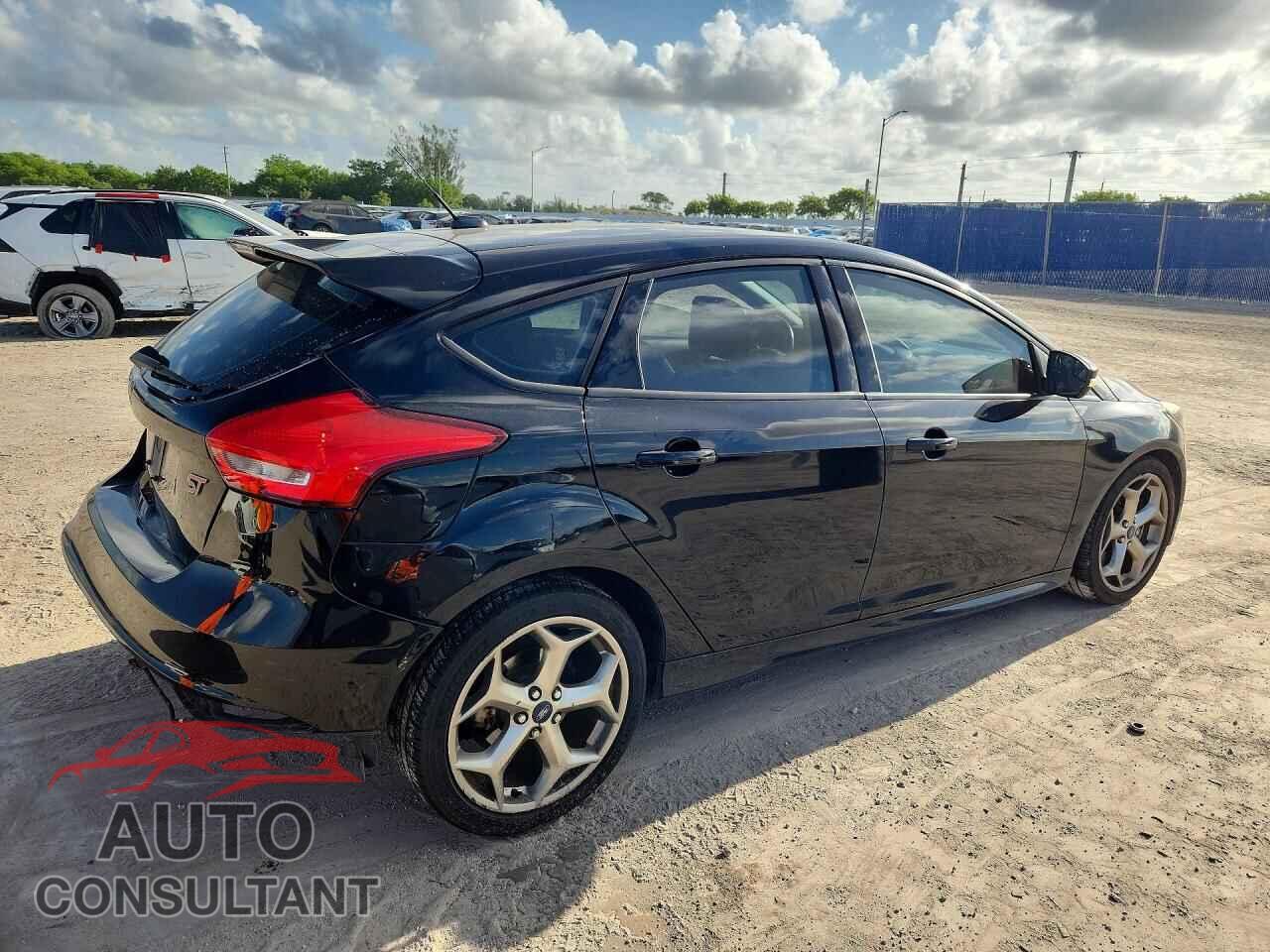 FORD FOCUS 2016 - 1FADP3L90GL230807