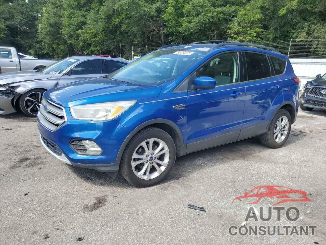 FORD ESCAPE 2017 - 1FMCU0GD3HUC07492