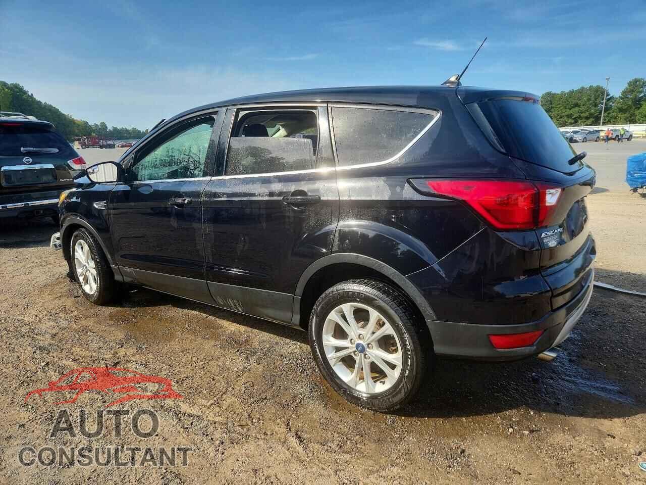 FORD ESCAPE 2019 - 1FMCU0GD6KUA89218
