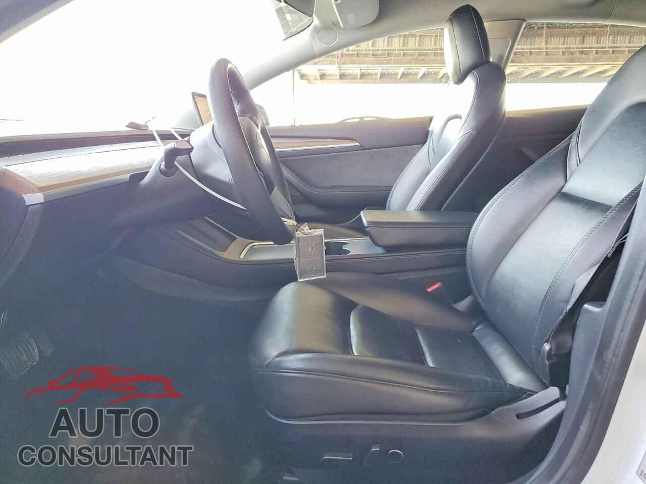 TESLA MODEL 3 2022 - 5YJ3E1EA5NF290914