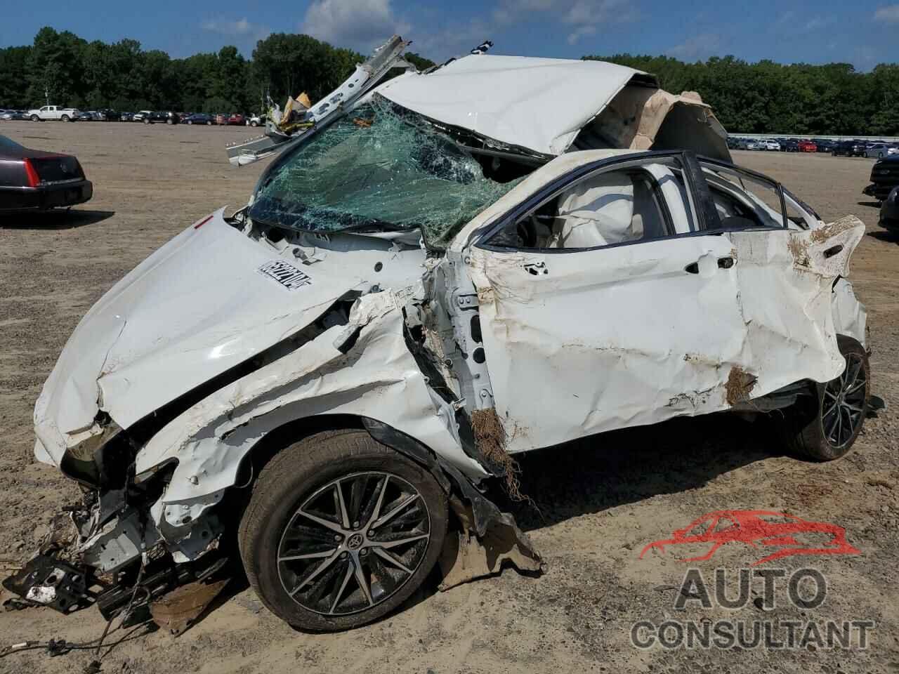TOYOTA CAMRY 2023 - 4T1G11AK9PU728979