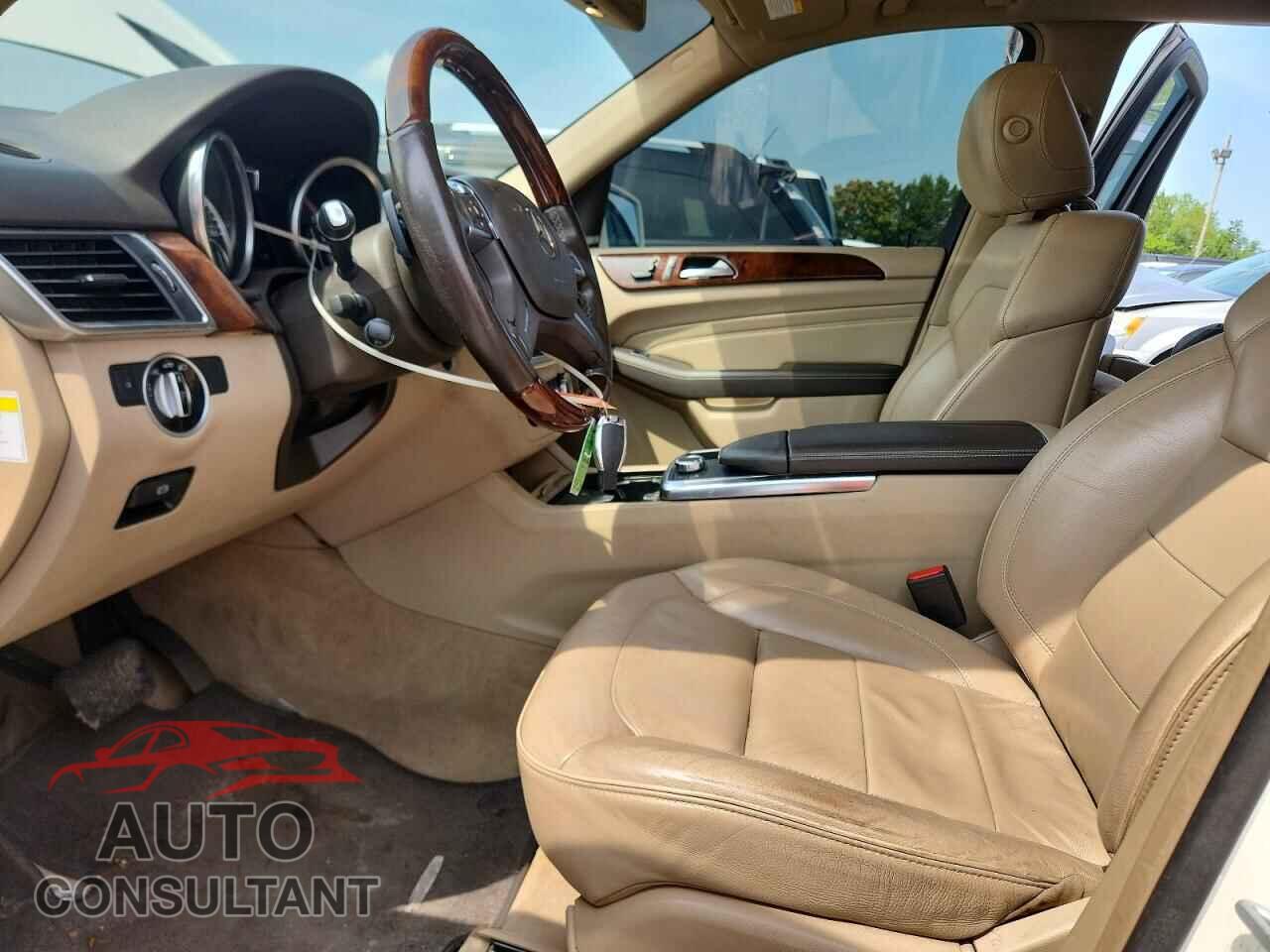 MERCEDES-BENZ M-CLASS 2012 - 4JGDA7DB9CA091976