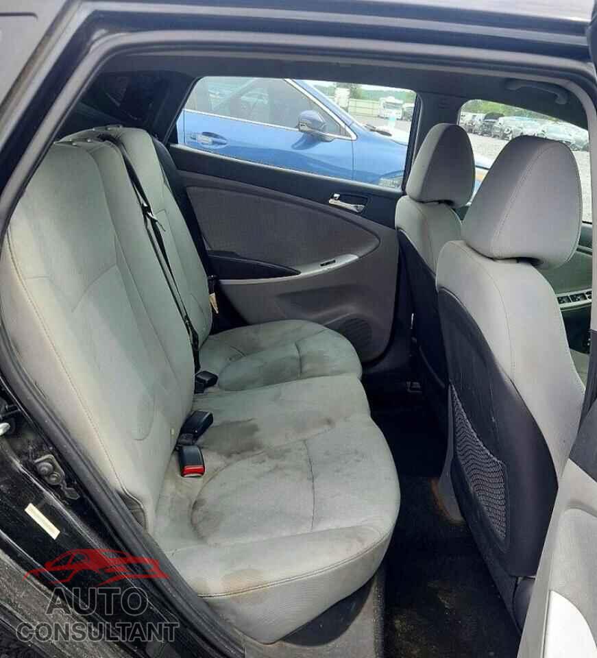 HYUNDAI ACCENT 2013 - KMHCU5AE9DU060801
