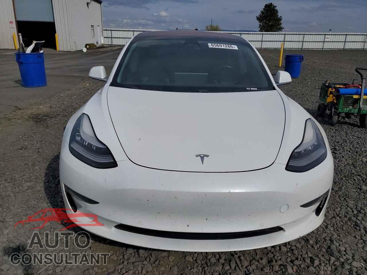 TESLA MODEL 3 2018 - 5YJ3E1EA1JF017169