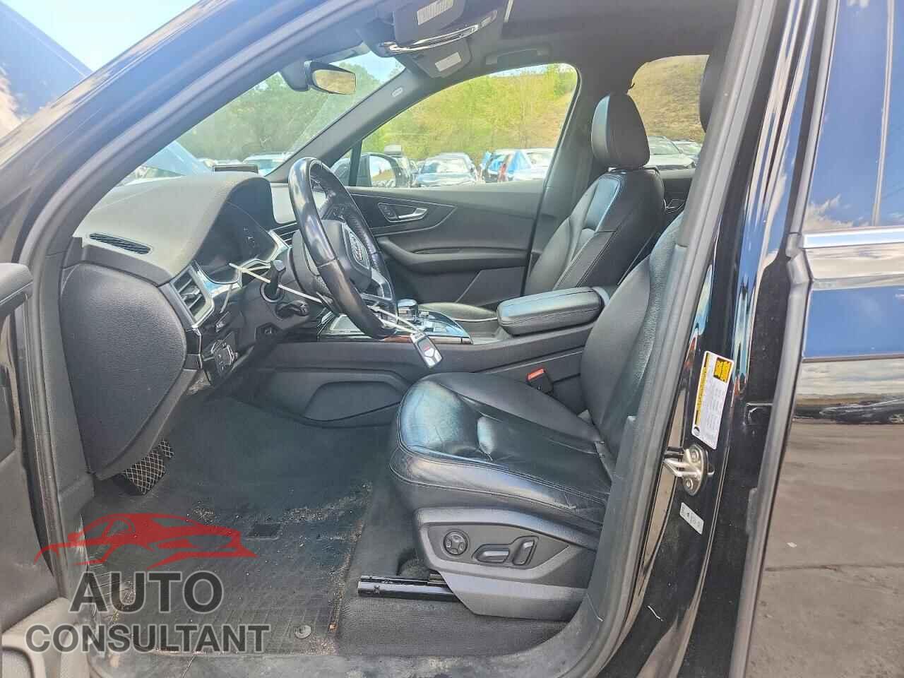 AUDI Q7 2017 - WA1LAAF76HD037332
