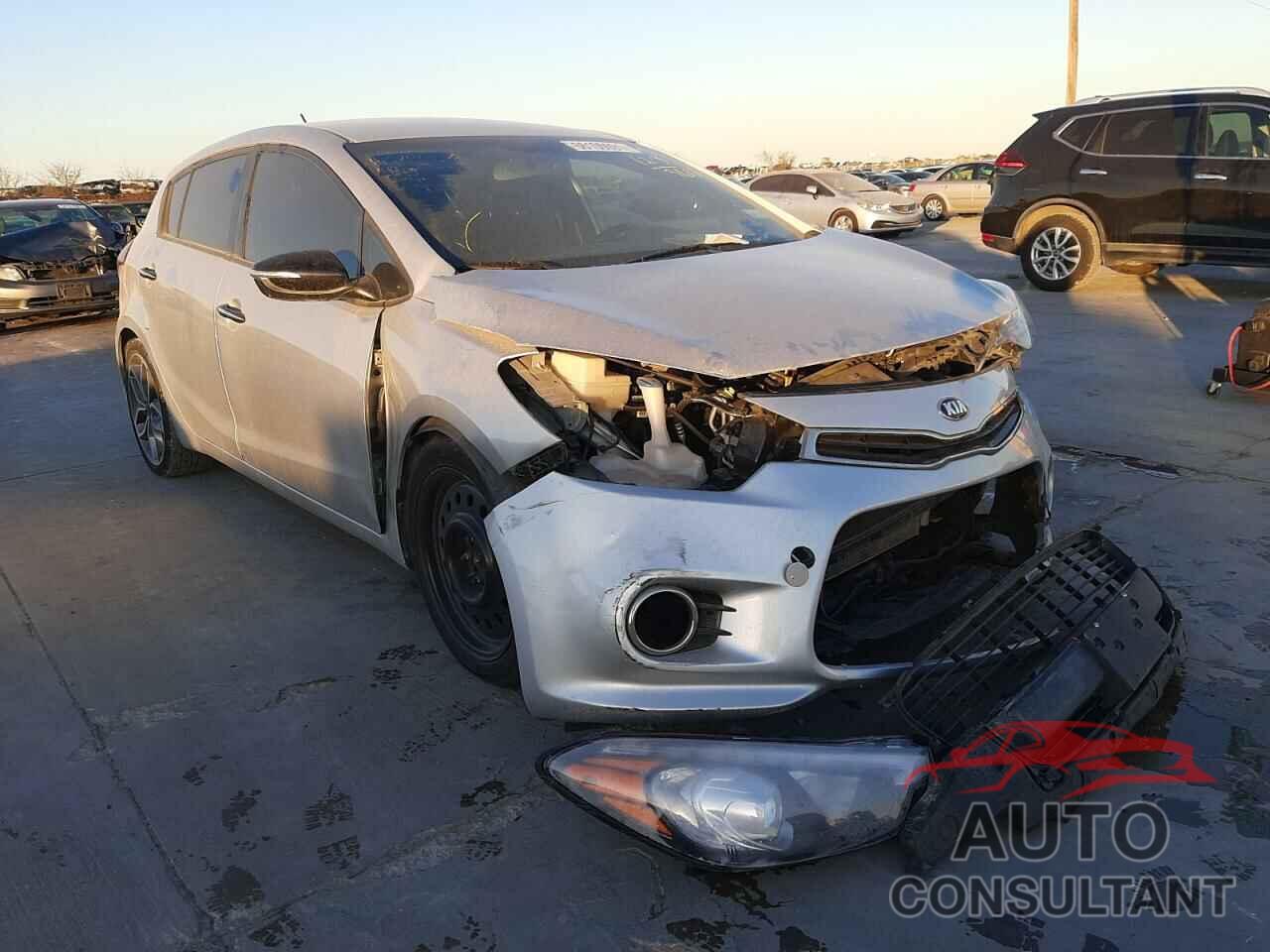 KIA FORTE 2016 - KNAFZ5A35G5636834