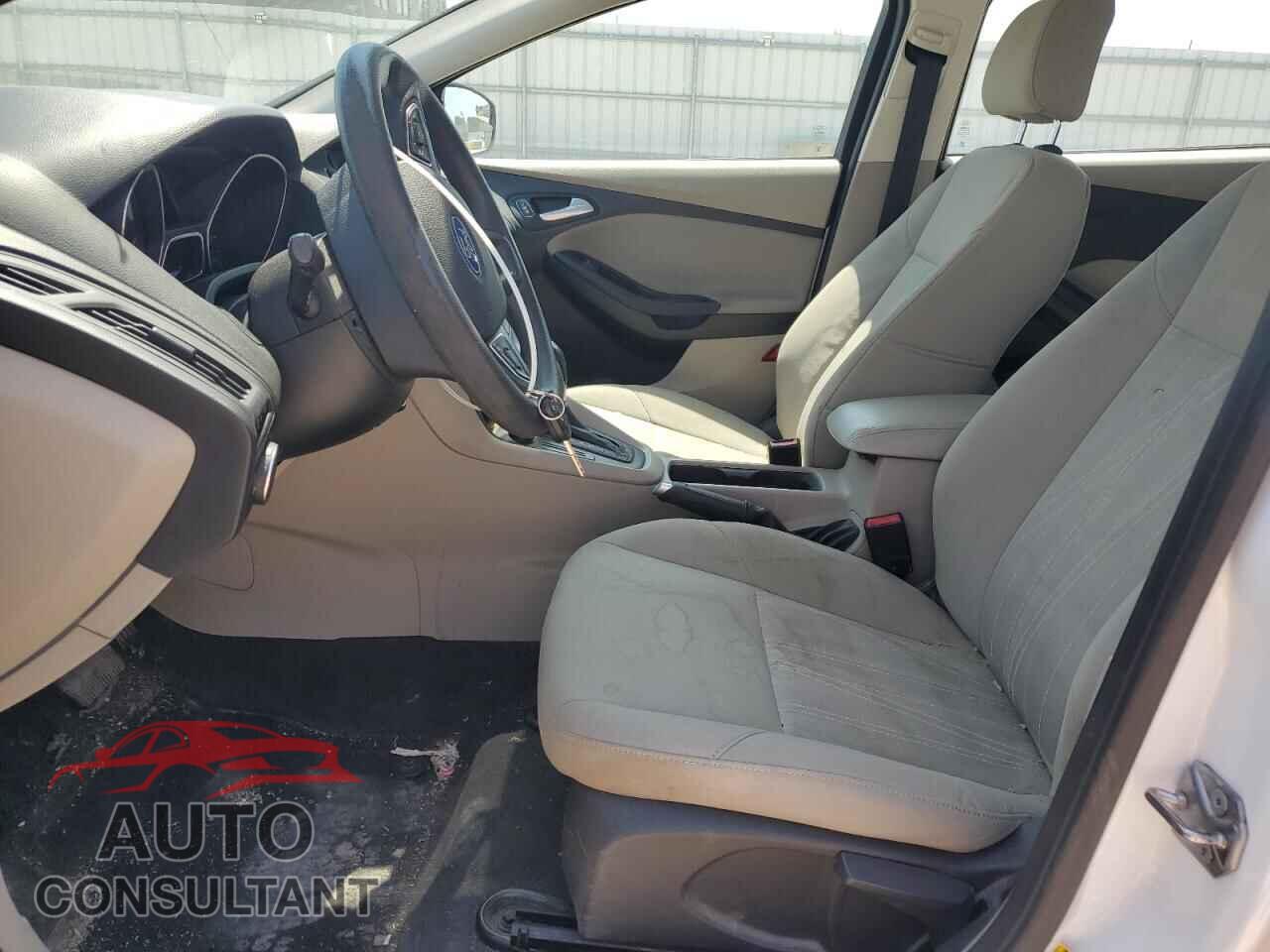 FORD FOCUS 2016 - 1FADP3F27GL208799