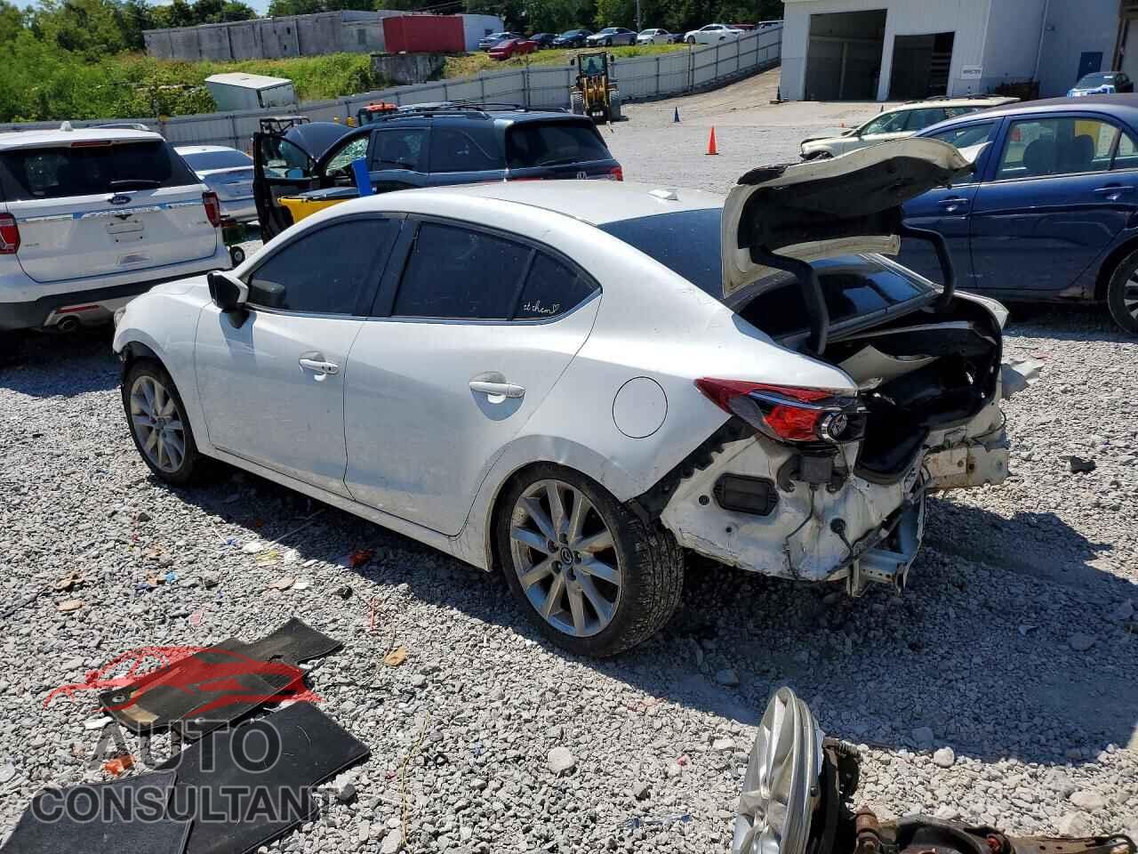 MAZDA 3 2017 - JM1BN1W31H1125192