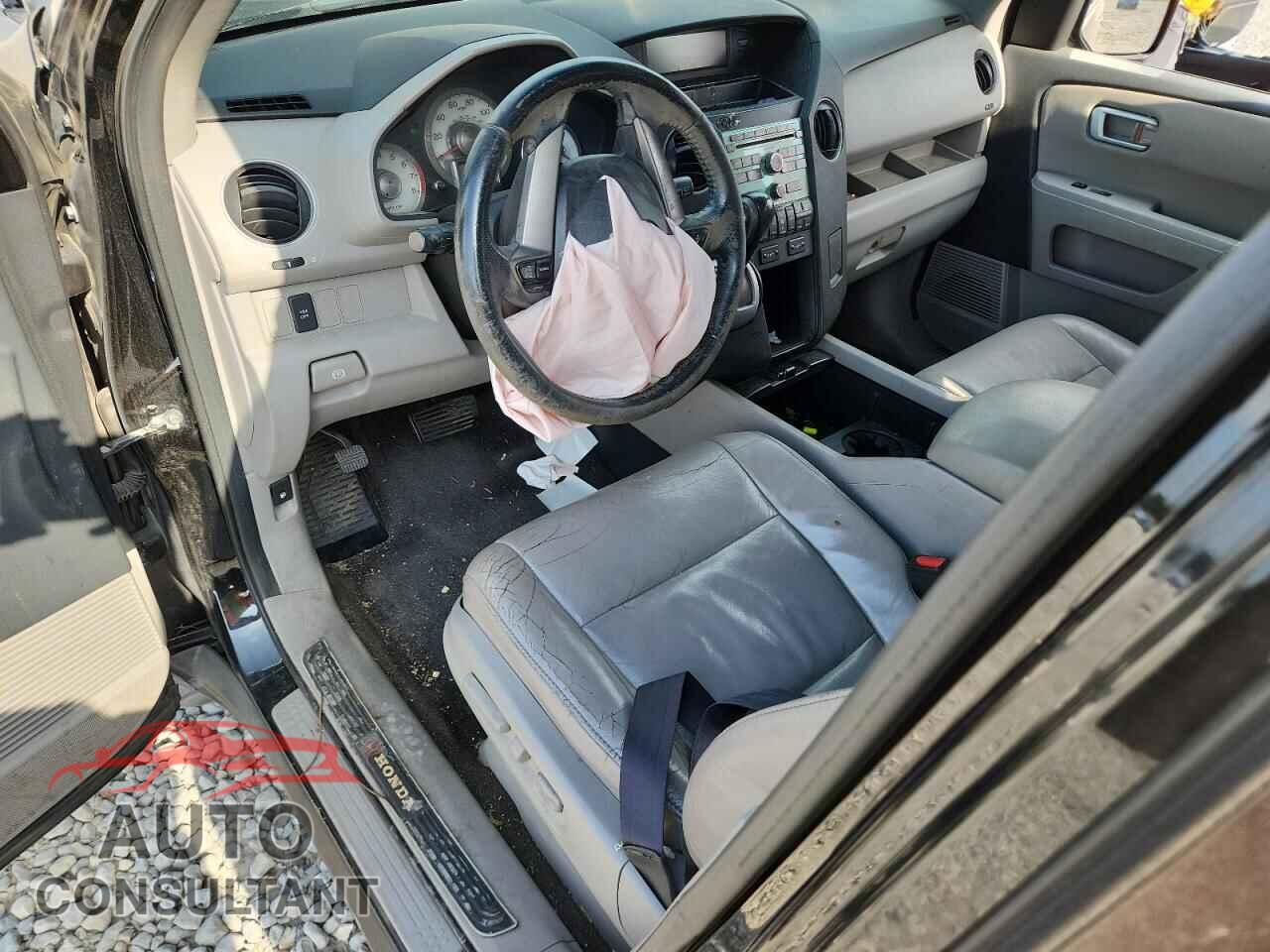 HONDA PILOT 2011 - 5FNYF3H54BB037687