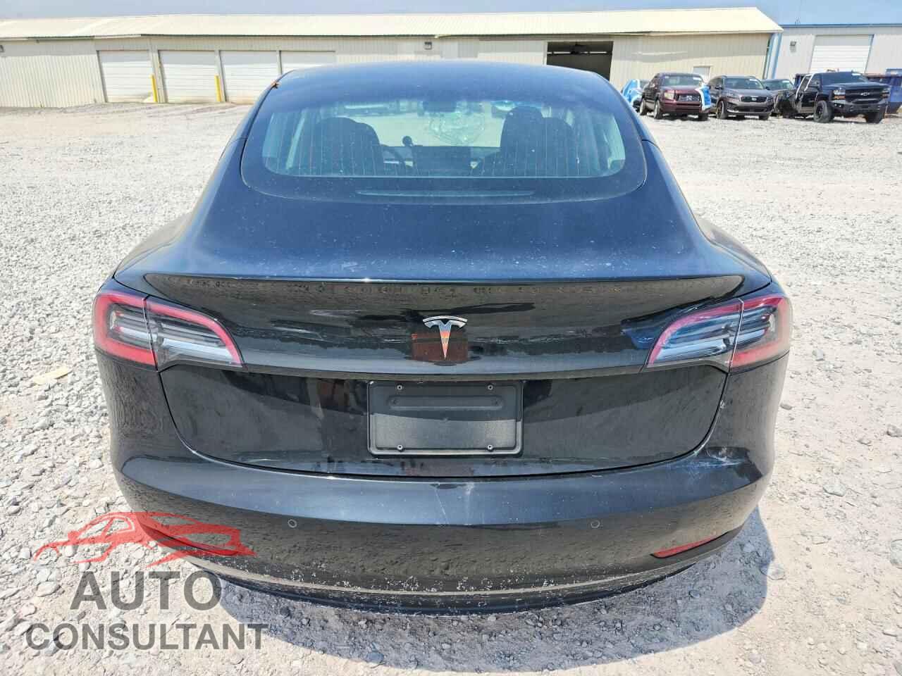 TESLA MODEL 3 2019 - 5YJ3E1EA7KF331720