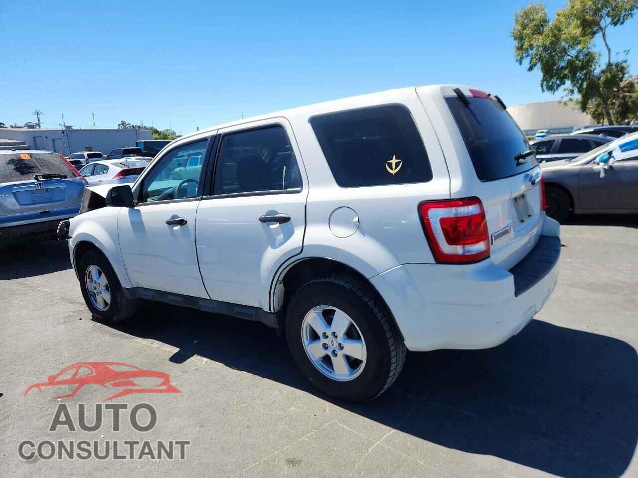 FORD ESCAPE 2011 - 1FMCU0C75BKB48769