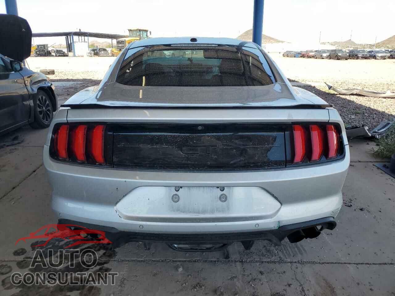 FORD MUSTANG 2018 - 1FA6P8CF9J5179959