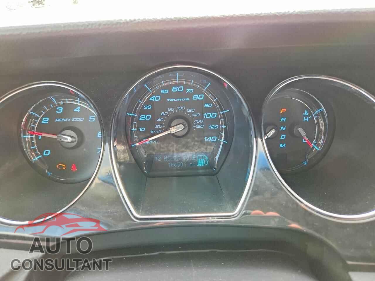 FORD TAURUS 2010 - 1FAHP2FW2AG103649
