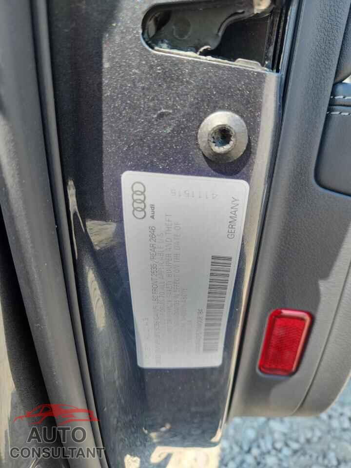 AUDI A5 2021 - WAUFACF57MA008184