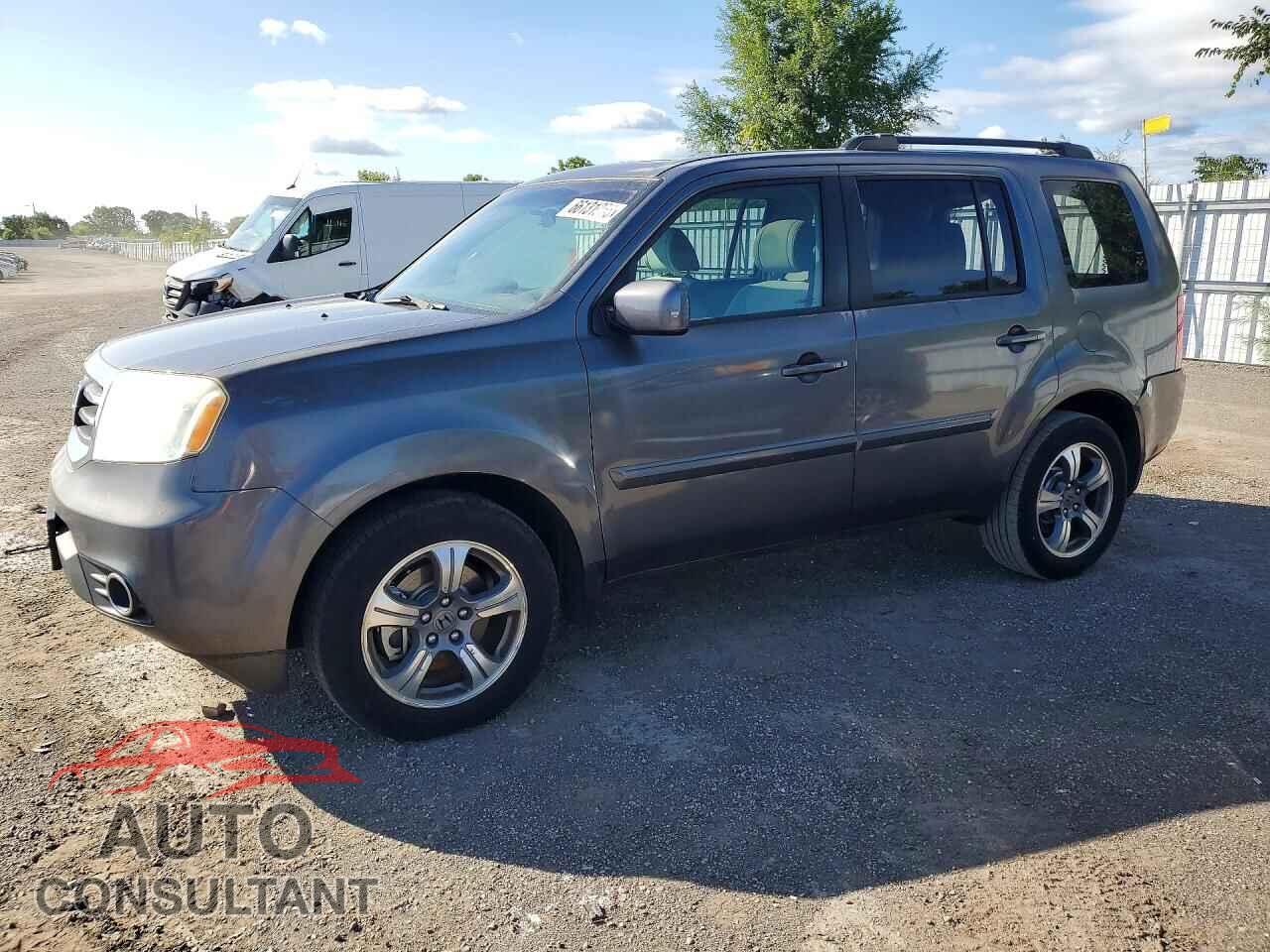 HONDA PILOT 2015 - 5FNYF4H33FB502521