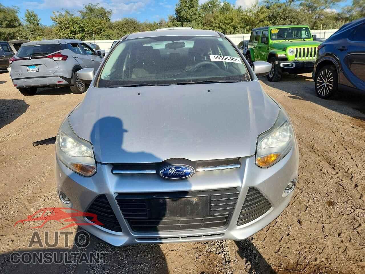 FORD FOCUS 2012 - 1FAHP3F26CL176021