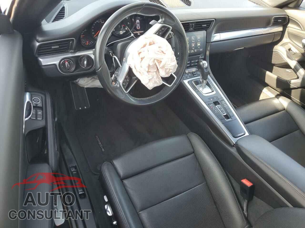 PORSCHE 911 2017 - WP0AA2A99HS107526