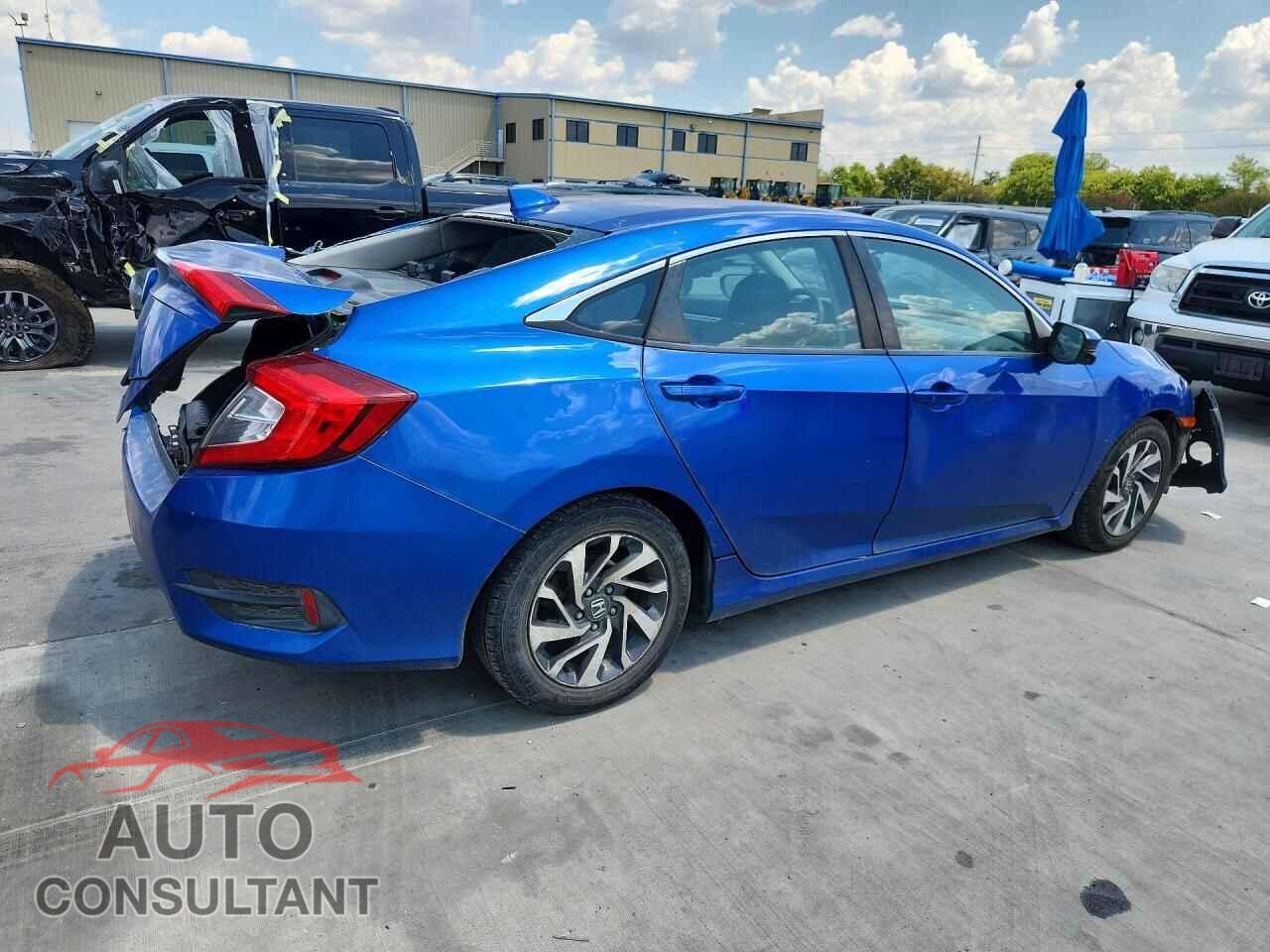 HONDA CIVIC 2018 - 2HGFC2F79JH552743