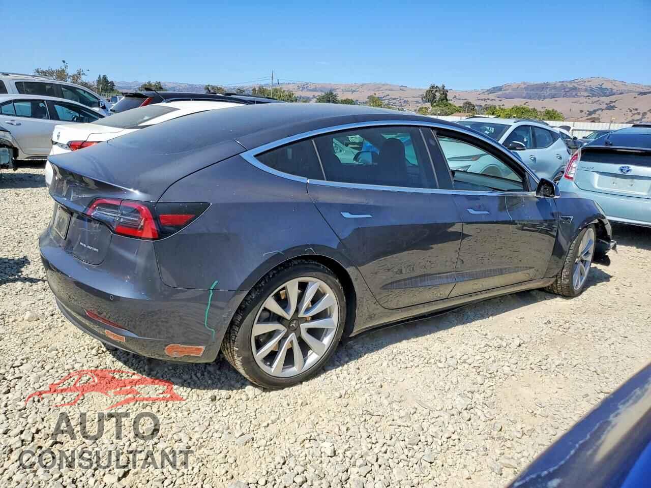 TESLA MODEL 3 2020 - 5YJ3E1EB6LF638015