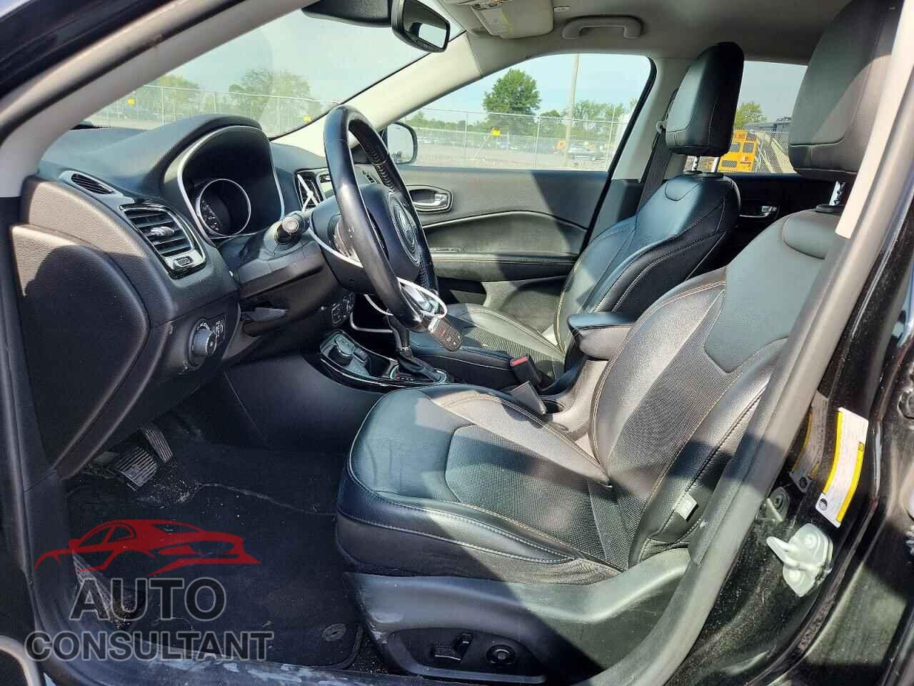 JEEP COMPASS 2019 - 3C4NJDCB4KT842434