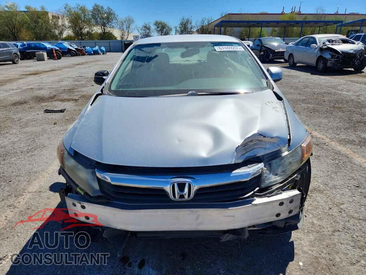 HONDA CIVIC 2012 - 2HGFB2F52CH595812