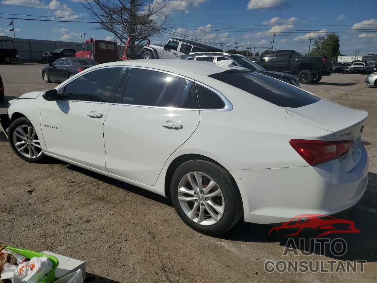 CHEVROLET MALIBU 2018 - 1G1ZD5ST4JF135389