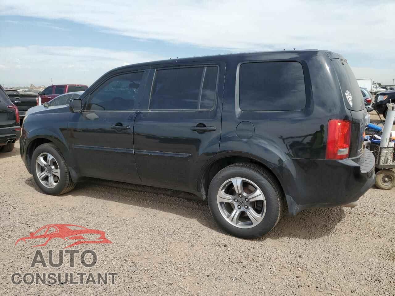 HONDA PILOT 2015 - 5FNYF4H38FB007246