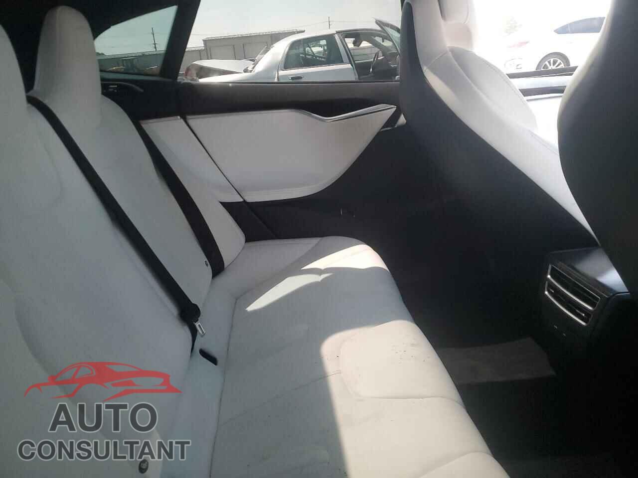 TESLA MODEL S 2017 - 5YJSA1E45HF200716