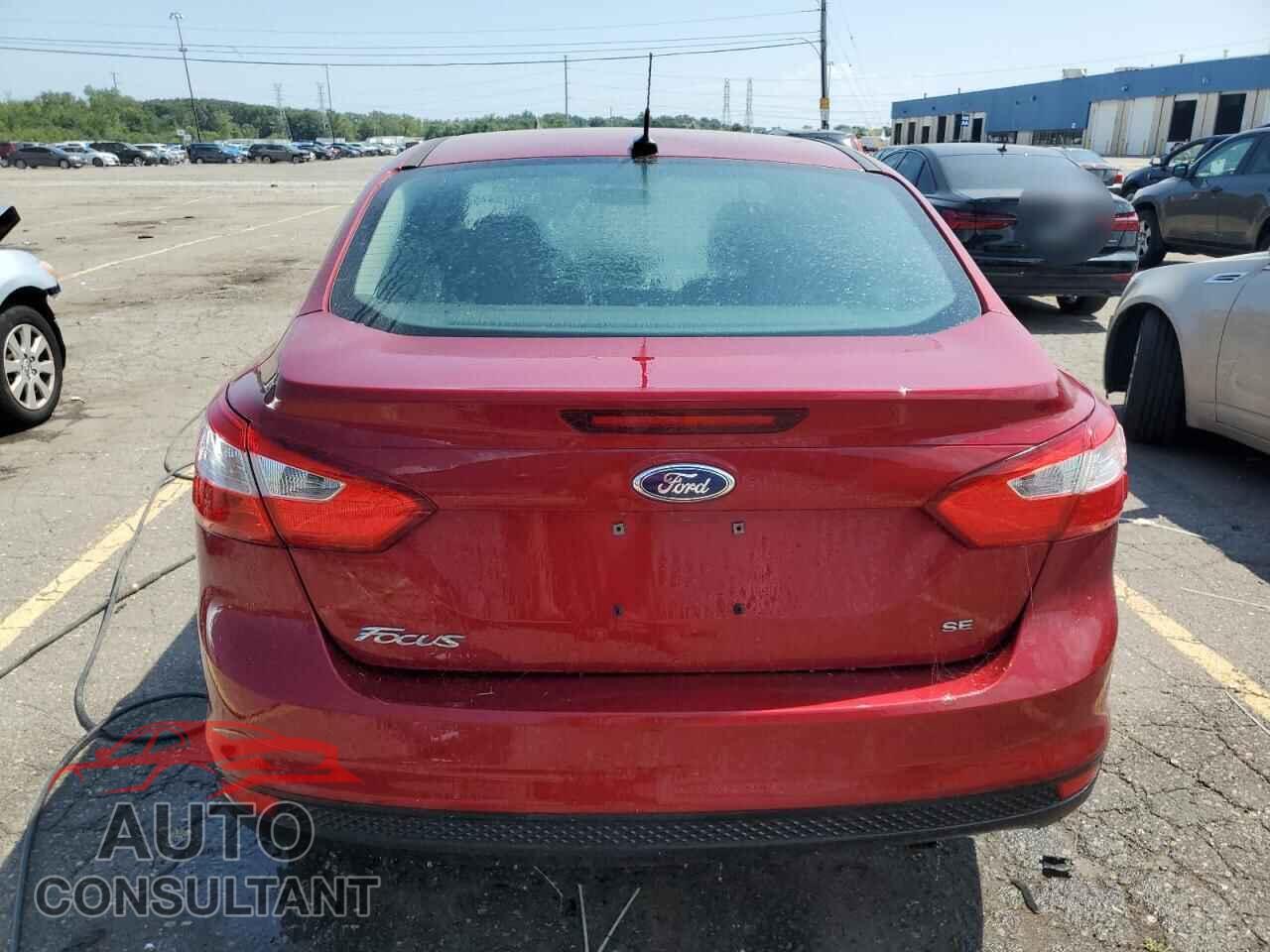 FORD FOCUS 2014 - 1FADP3F2XEL352960