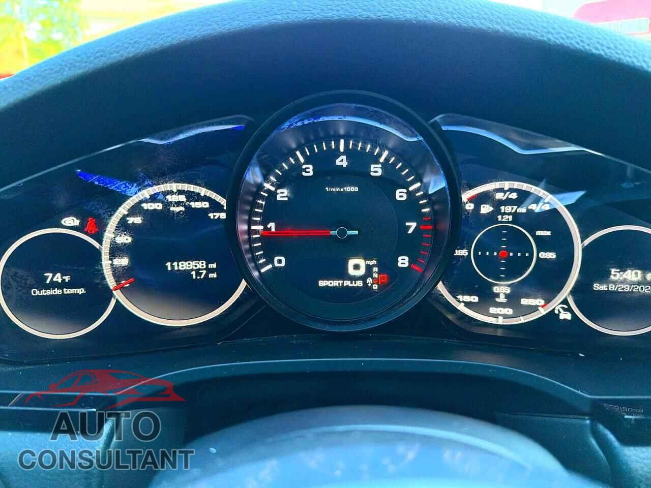PORSCHE CAYENNE 2019 - WP1AA2AY0KDA00897